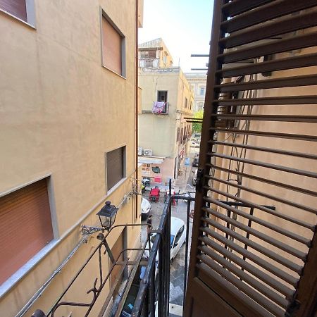 Tanto Di Cappello Home Palermo Exterior foto