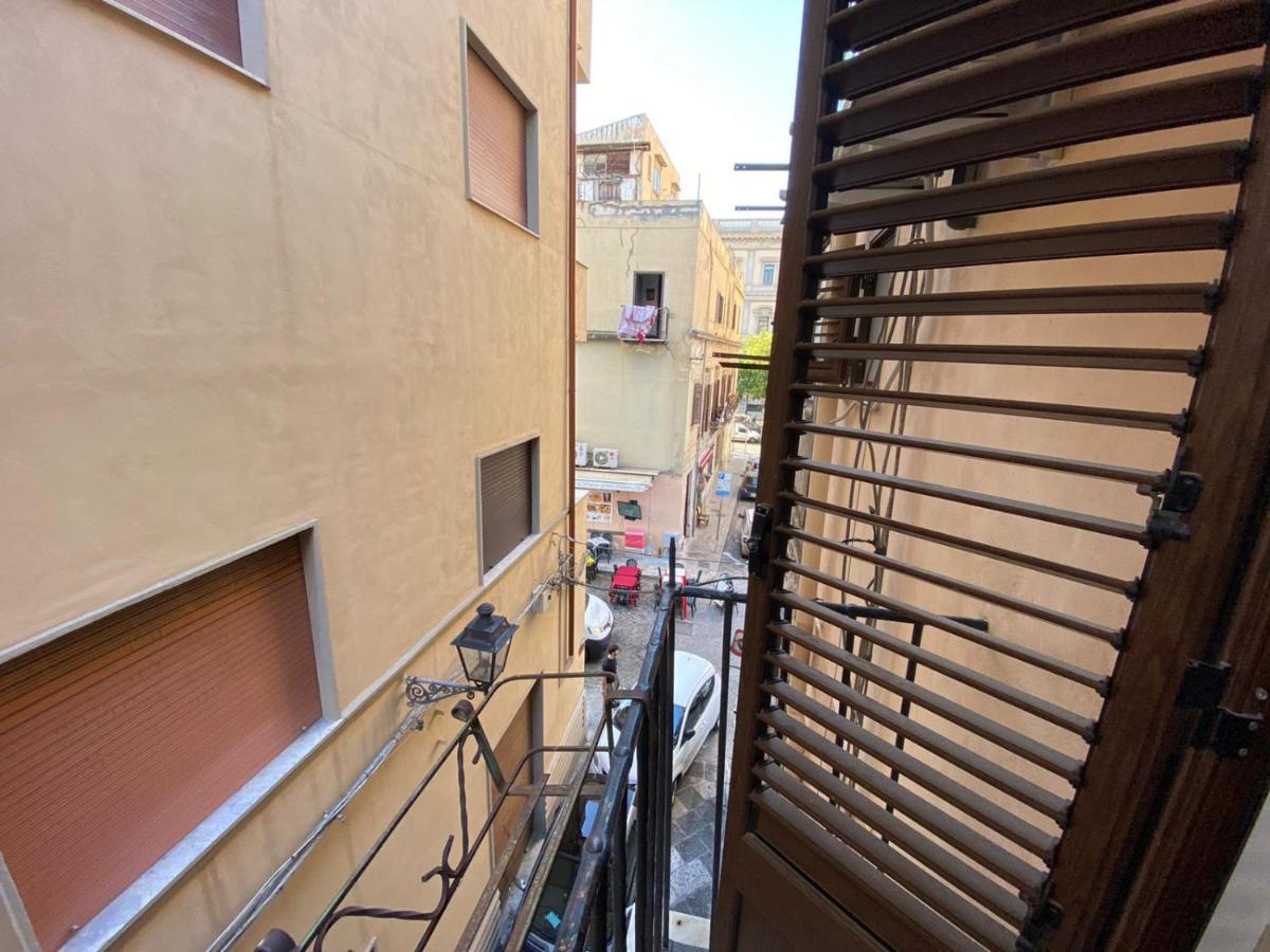 Tanto Di Cappello Home Palermo Exterior foto